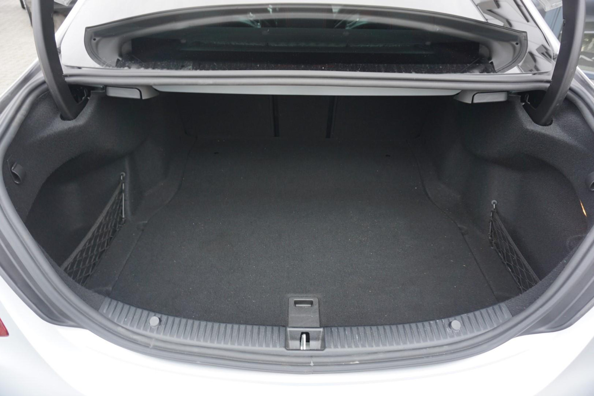 Mercedes-Benz C-Klasse AMG 63 S PANORAMDAK PERFORMANCE STOELEN 41642089-22.jpg | Maas Auto's