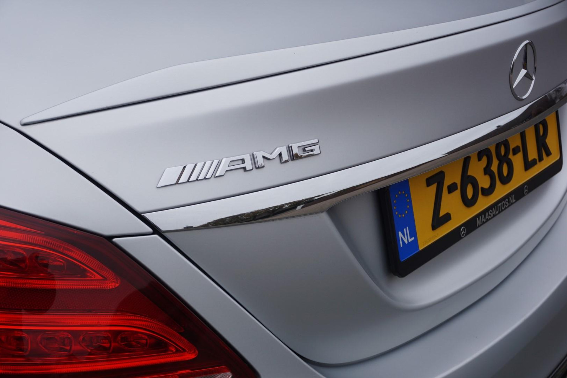 Mercedes-Benz C-Klasse AMG 63 S PANORAMDAK PERFORMANCE STOELEN 41642089-3.jpg | Maas Auto's