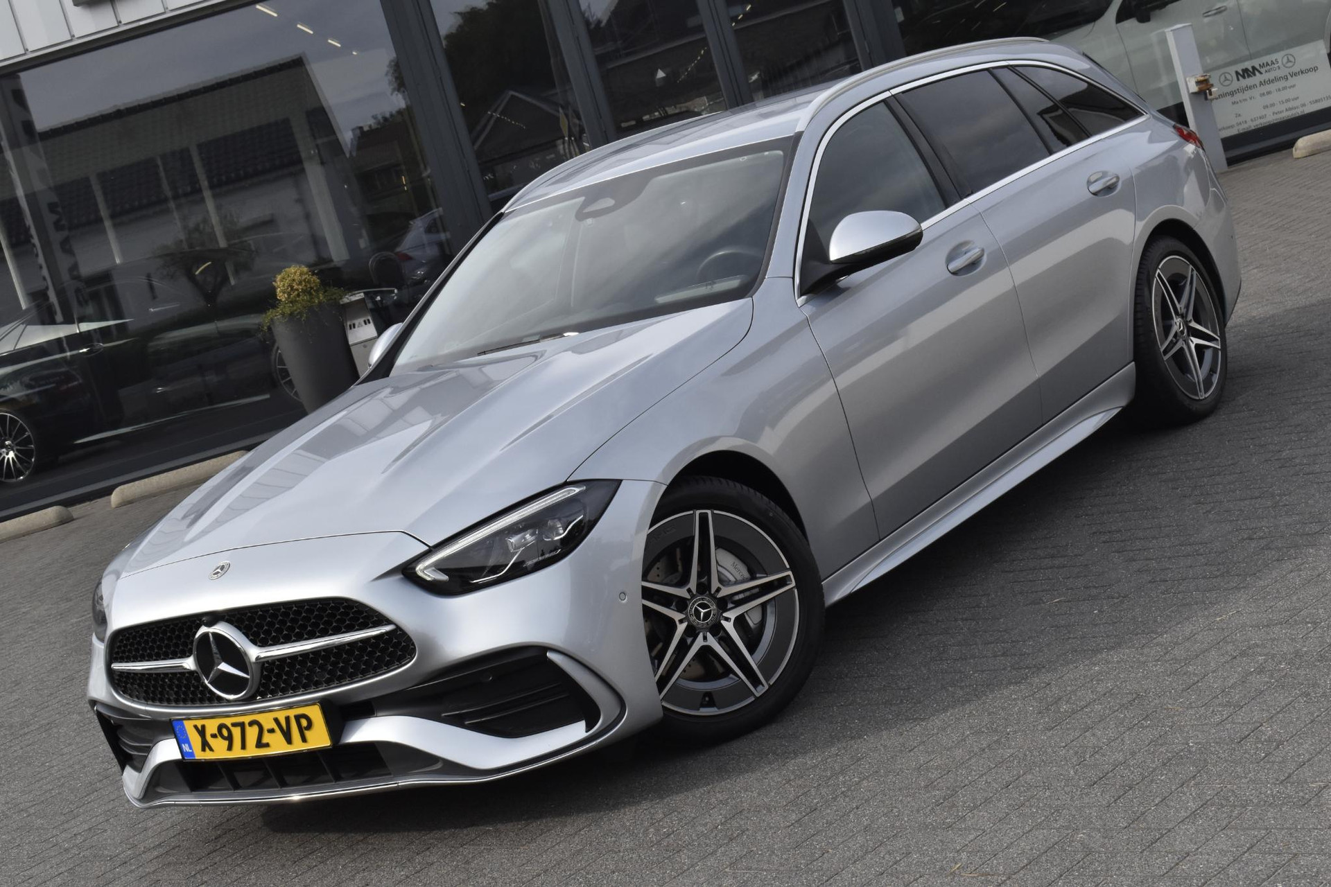 Mercedes-Benz C-Klasse Estate 180 AMG Line 42883511-2.jpg | Maas Auto's