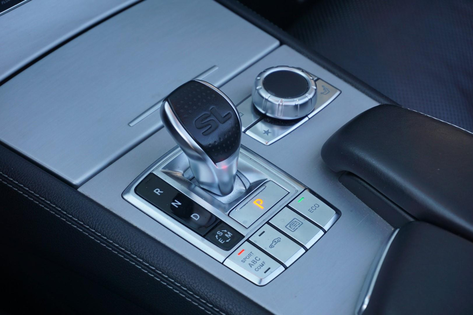 Mercedes-Benz SL-Klasse 500 AMG MAGIC SKY DISTRONIC 43601155-12.jpg | Maas Auto's