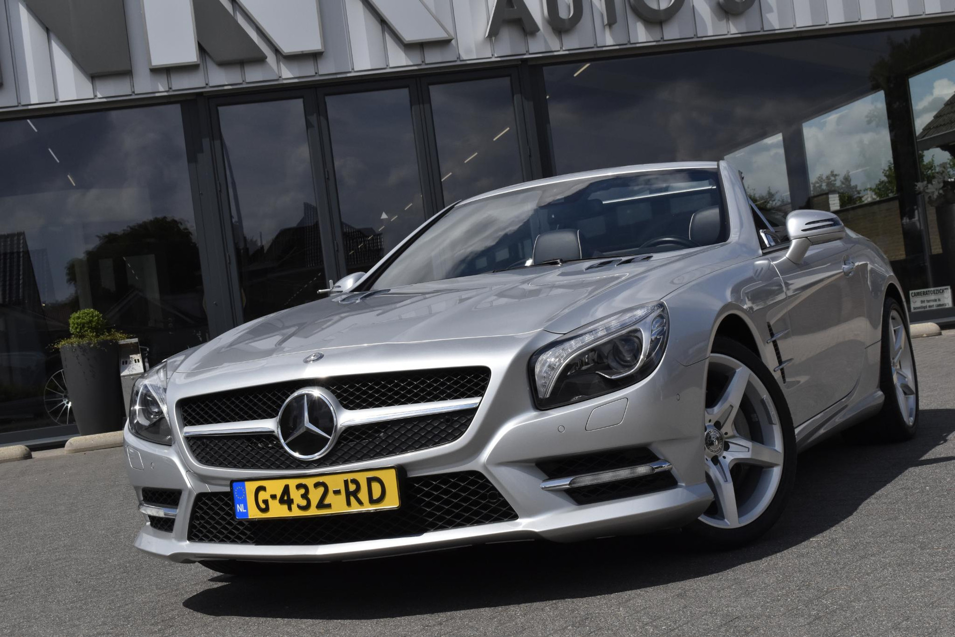 Mercedes-Benz SL-Klasse 500 AMG MAGIC SKY DISTRONIC 43601155-19.jpg | Maas Auto's