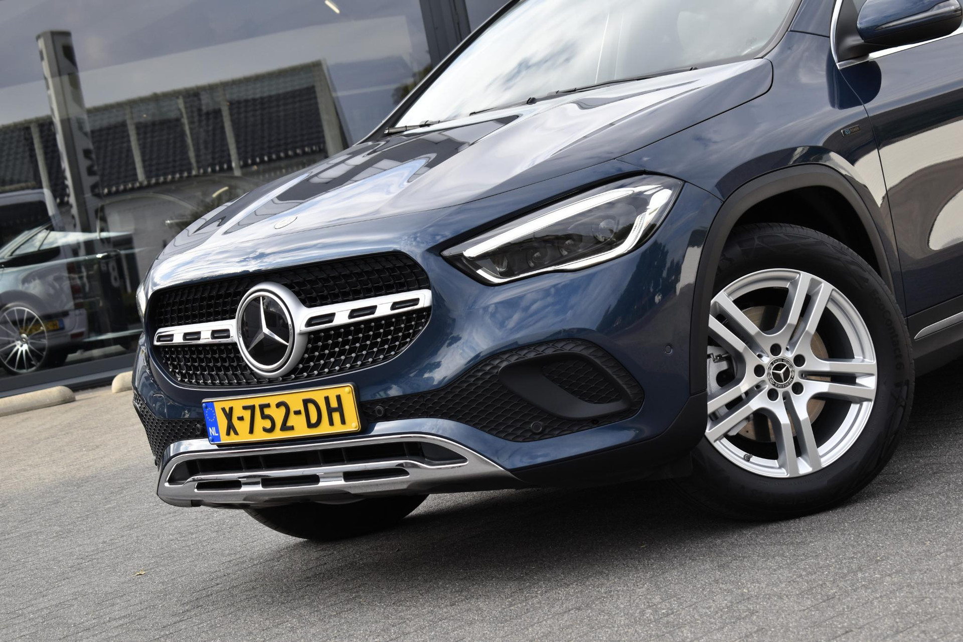 Mercedes-Benz GLA 250 e Progressive Distronic Carplay 45100227-1.jpg | Maas Auto's