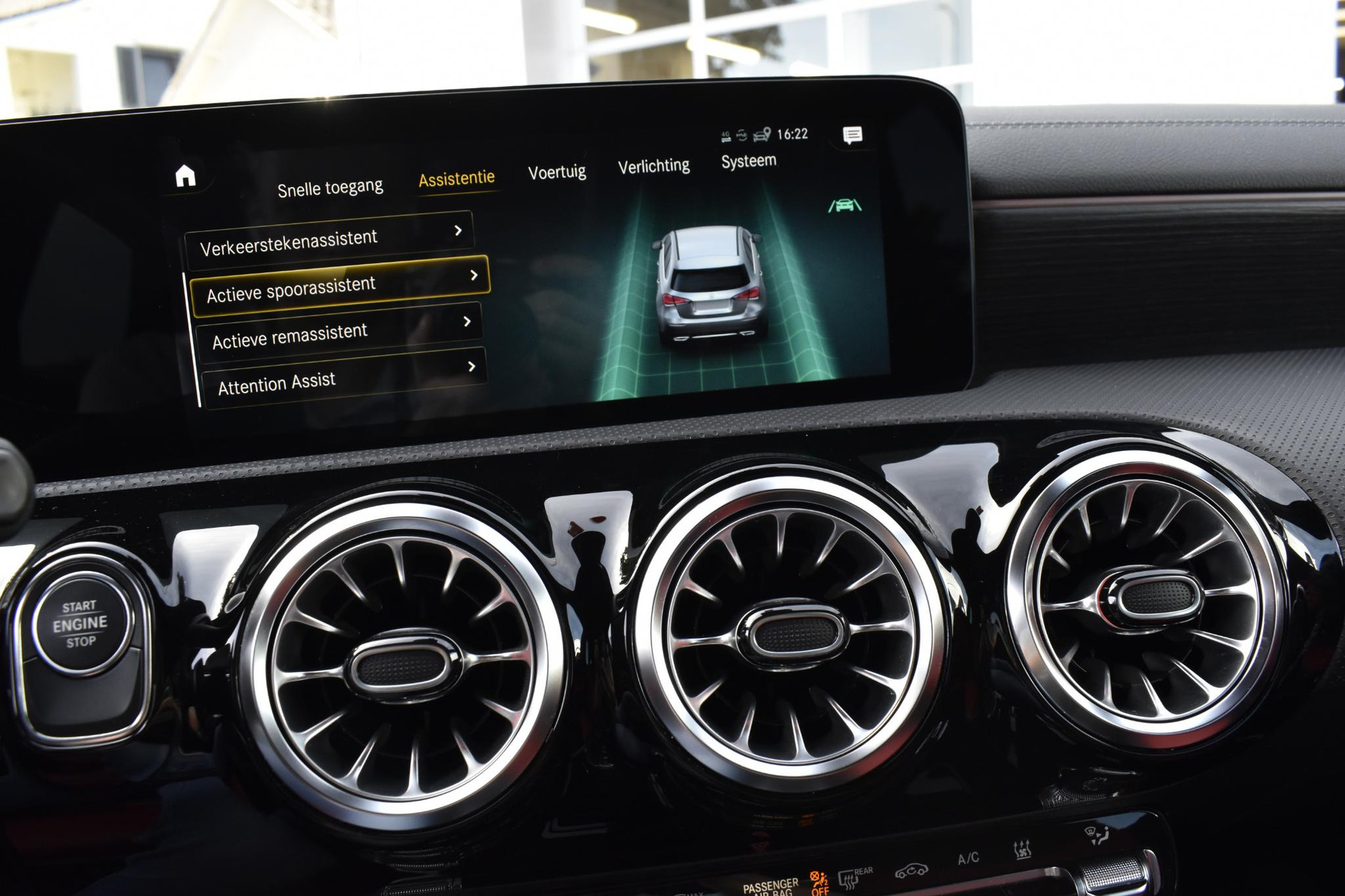 Mercedes-Benz A-Klasse 250 e AMG Line 47096759-13.jpg | Maas Auto's