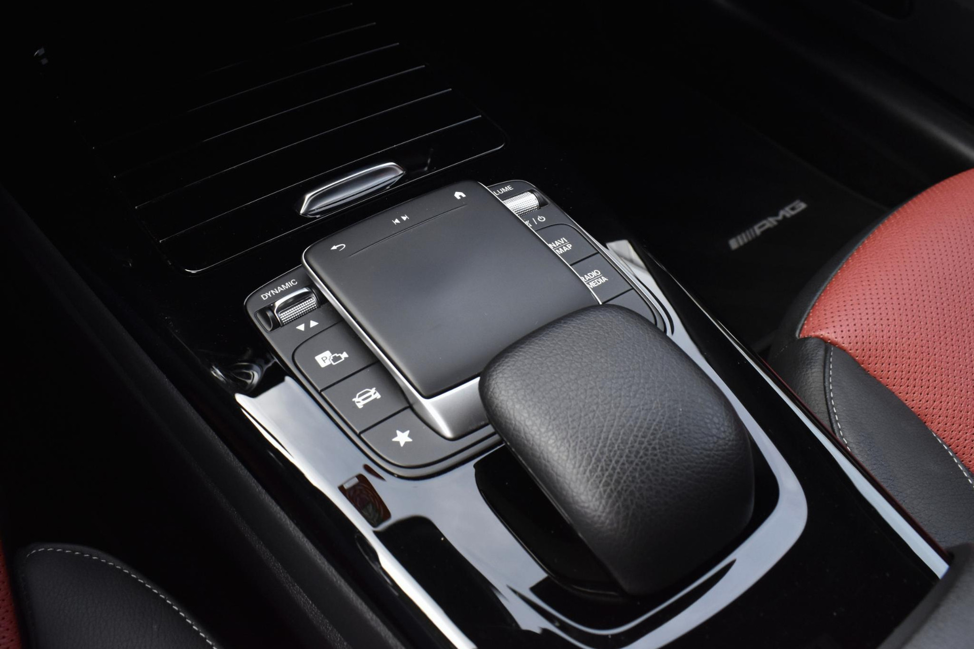 Mercedes-Benz A-Klasse 250 e AMG Line 47096759-16.jpg | Maas Auto's