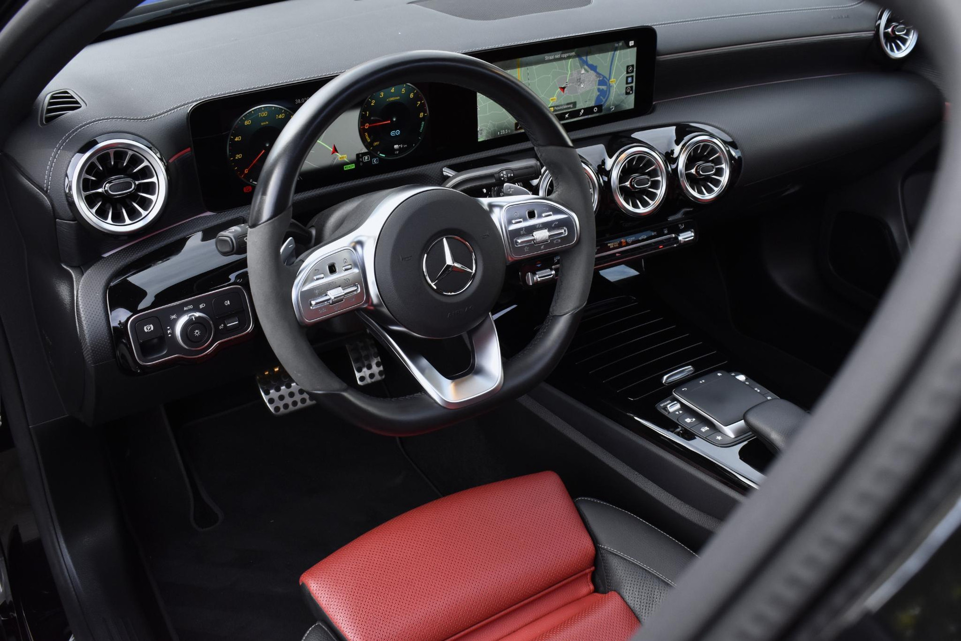 Mercedes-Benz A-Klasse 250 e AMG Line 47096759-9.jpg | Maas Auto's
