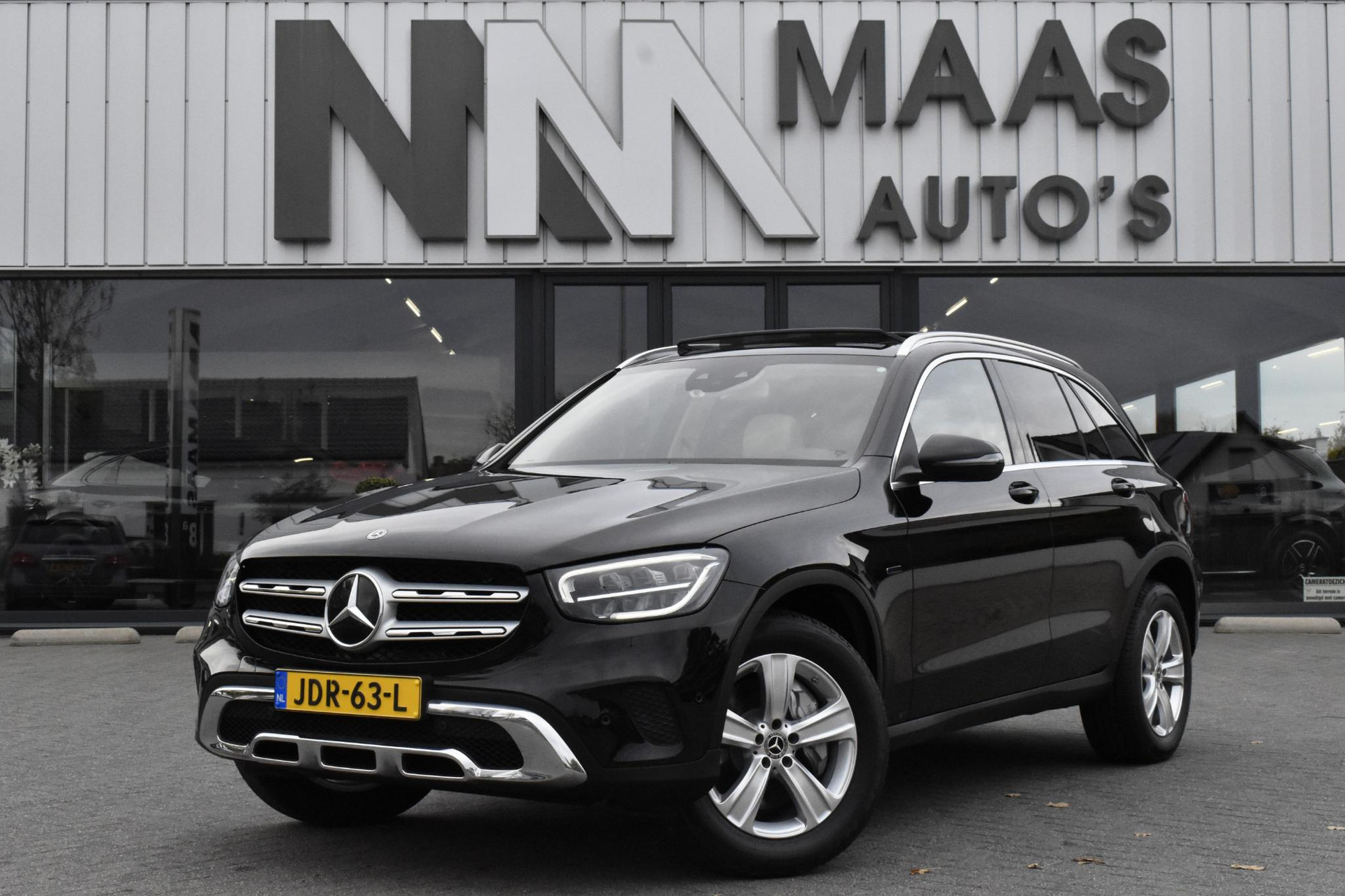 Mercedes-Benz GLC 300e 4MATIC Pano - Head-up - Memory - BTW 47227456-0.jpg | Maas Auto's