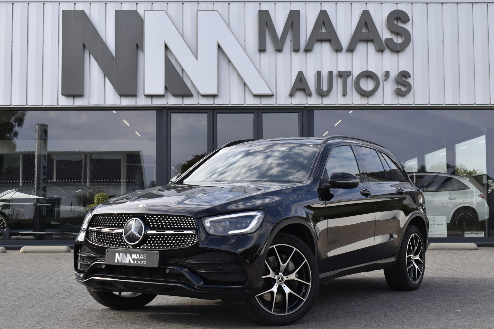 Mercedes-Benz GLC 300e 4MATIC AMG-Line BTW 47227463-0.jpg | Maas Auto's