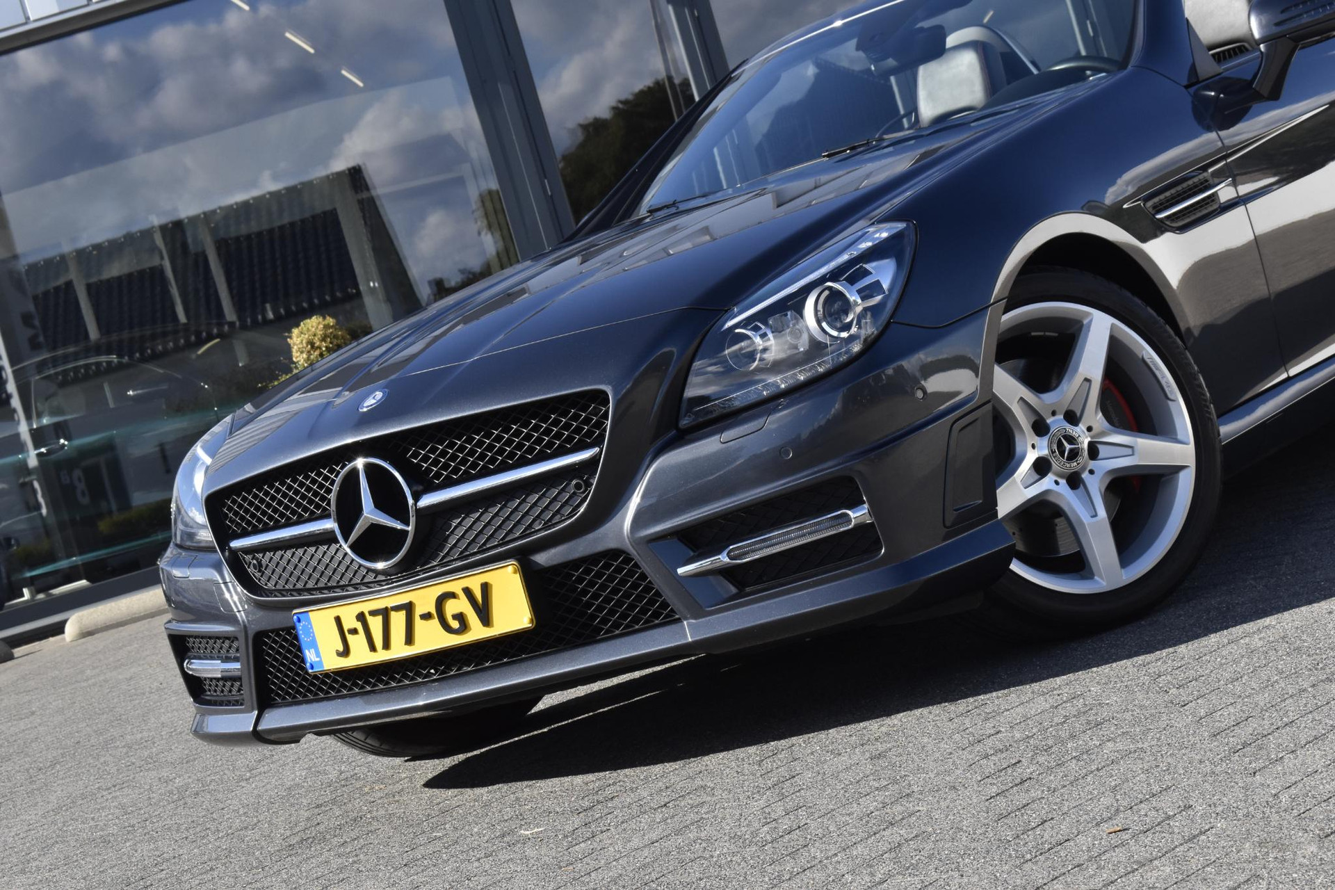 Mercedes-Benz SLK 250 AUT7 AMG XENON MEMORY 47432405-1.jpg | Maas Auto's