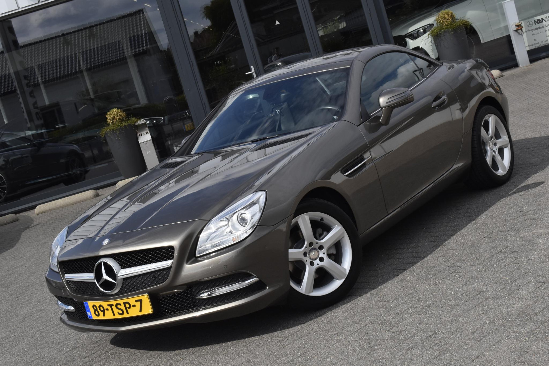 Mercedes-Benz SLK 200 47480072-2.jpg | Maas Auto's