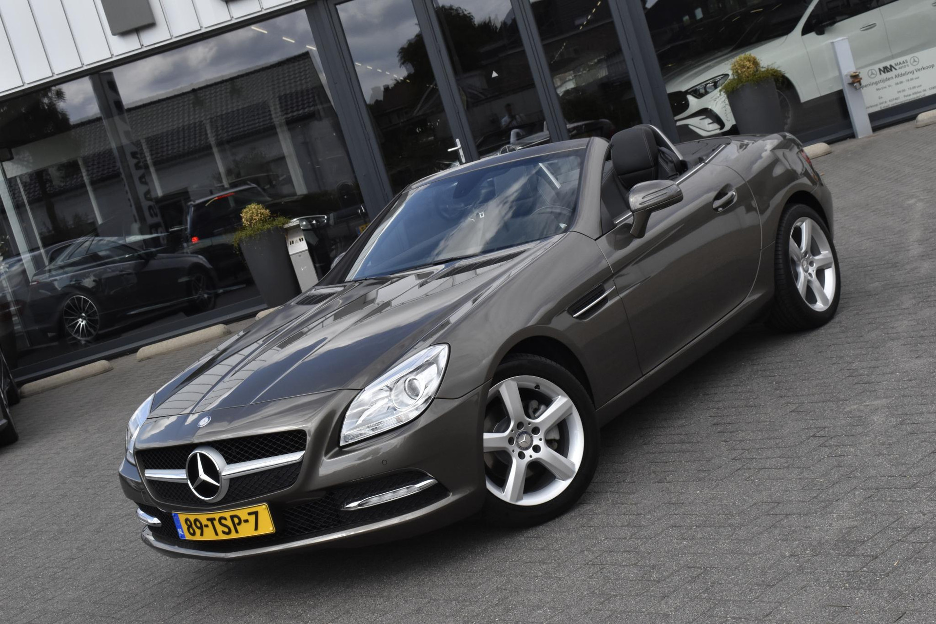Mercedes-Benz SLK 200 47480072-3.jpg | Maas Auto's