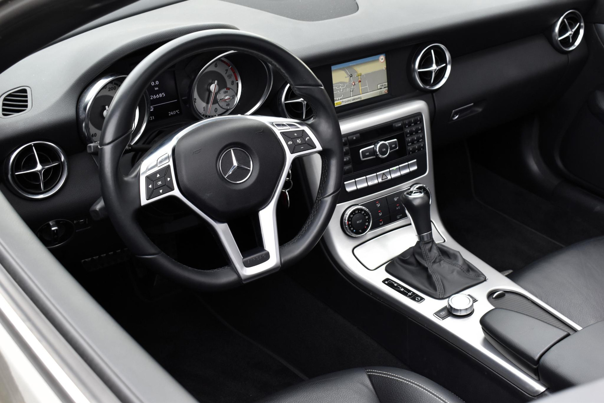 Mercedes-Benz SLK 200 47480072-8.jpg | Maas Auto's