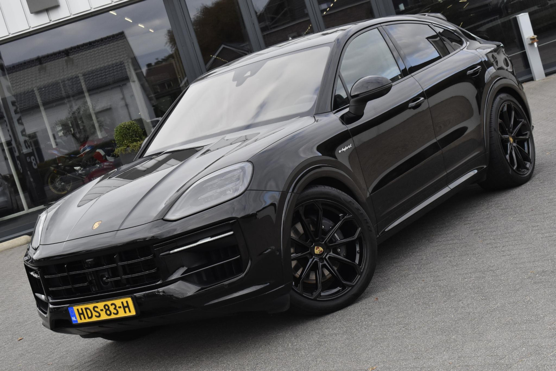 Porsche Cayenne 3.0 E-Hybrid 48092409-1.jpg | Maas Auto's