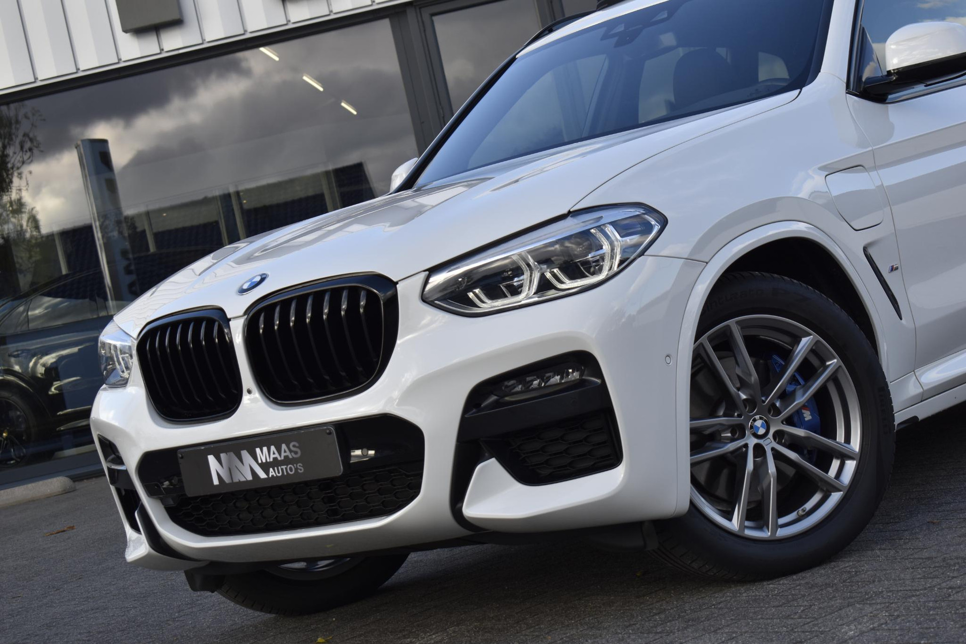 BMW X3 xDrive30e High Executive M-pakket 48658873-1.jpg | Maas Auto's
