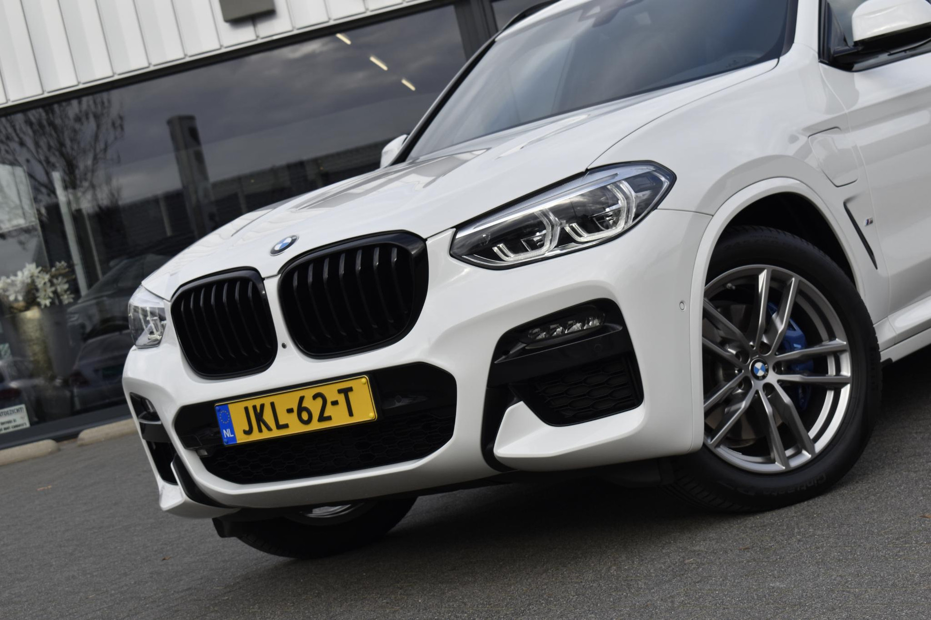 BMW X3 xDrive30e High Executive M-pakket 48658873-1.jpg | Maas Auto's