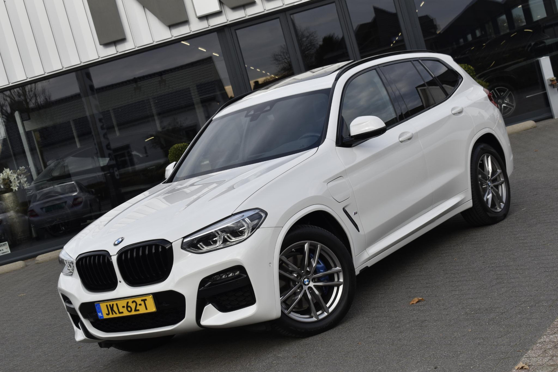 BMW X3 xDrive30e High Executive M-pakket 48658873-2.jpg | Maas Auto's