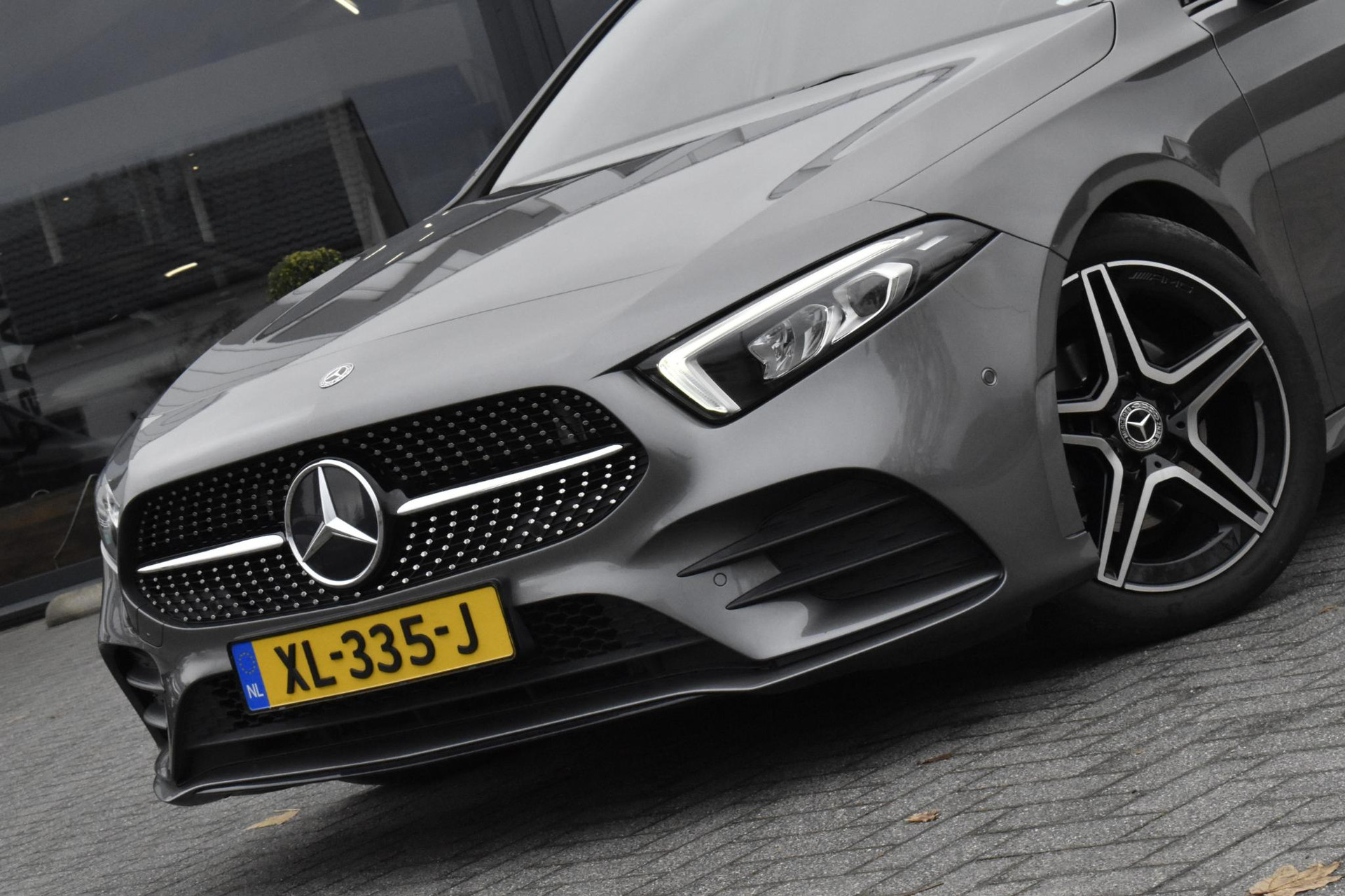 Mercedes-Benz A-Klasse 180 Business Solution AMG Night Upgrade 49407390-1.jpg | Maas Auto's