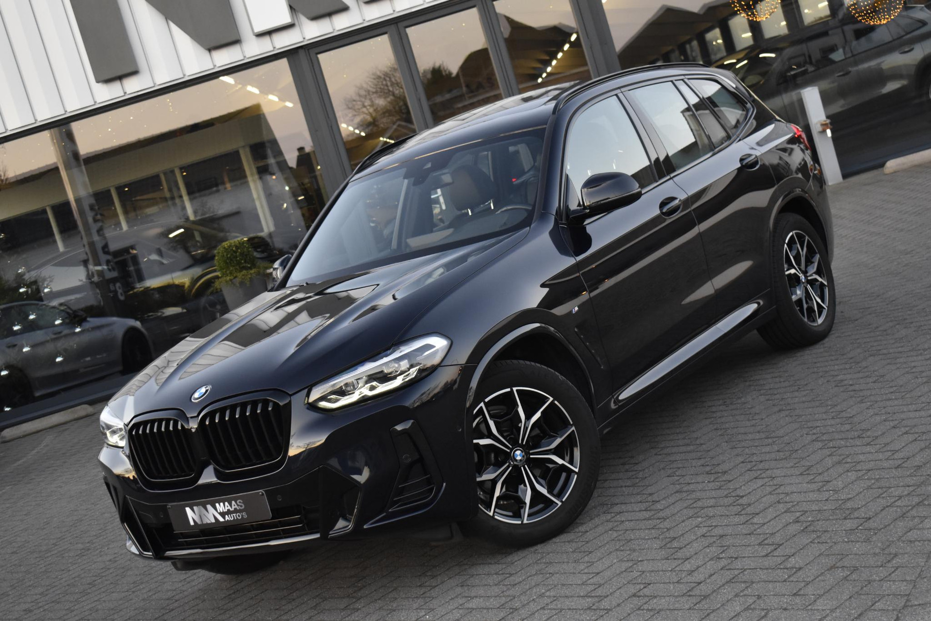 BMW X3 xDrive20i High Executive M-Pakket BTW 49540861-2.jpg | Maas Auto's