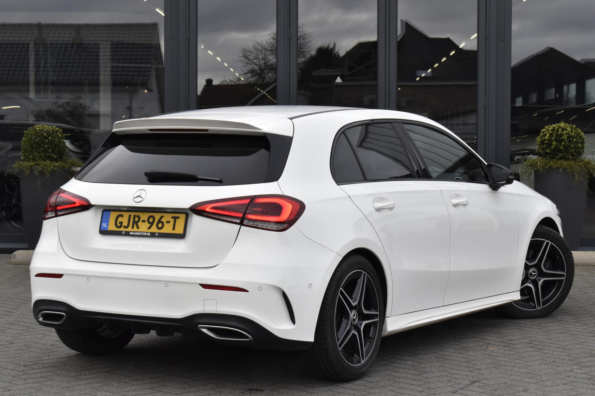 Mercedes-Benz A-Klasse 200 Premium 49626588-2.jpg | Maas Auto's