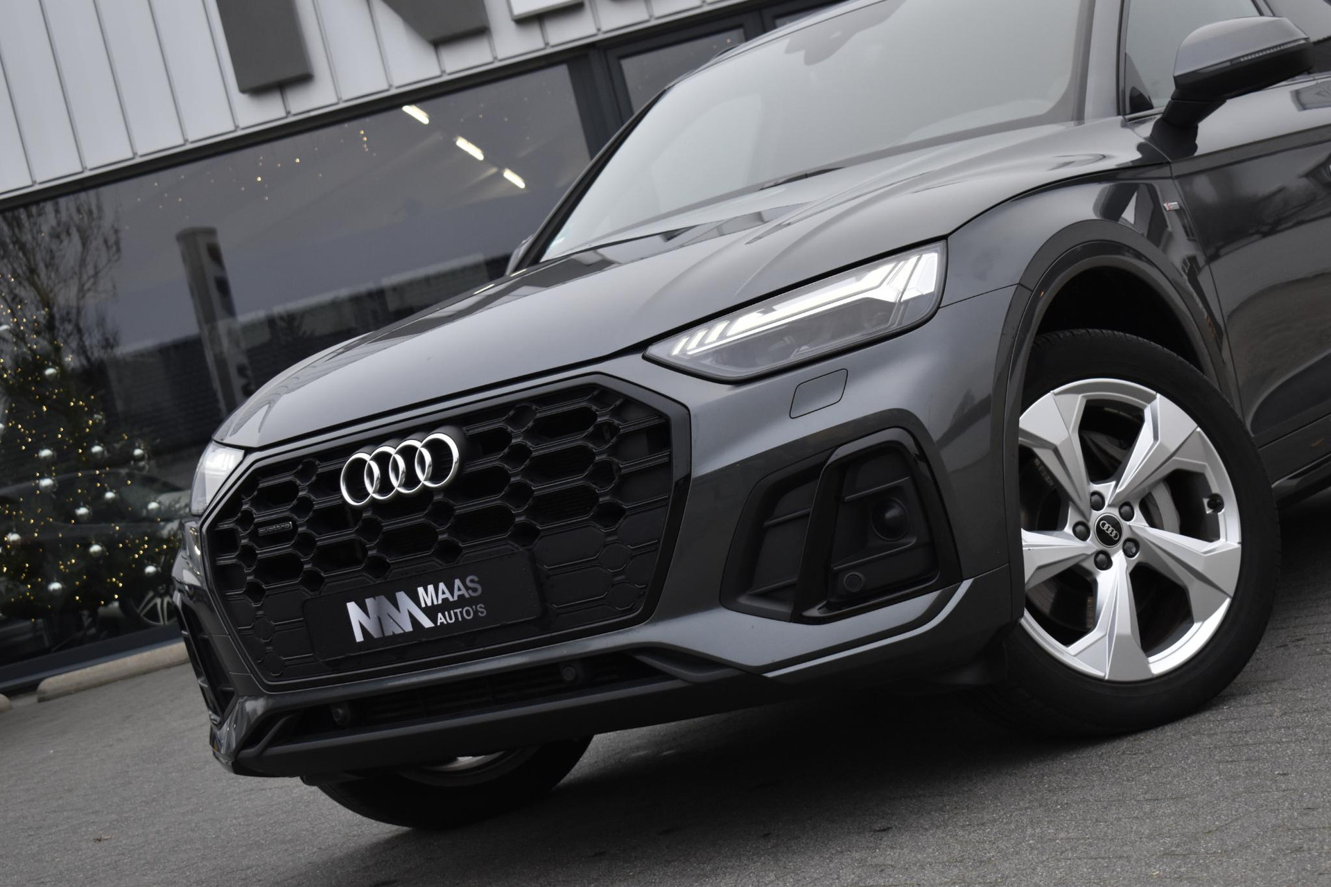 Audi Q5 55 TFSI e S edition BTW Carplay - Head-up 49792501-1.jpg | Maas Auto's