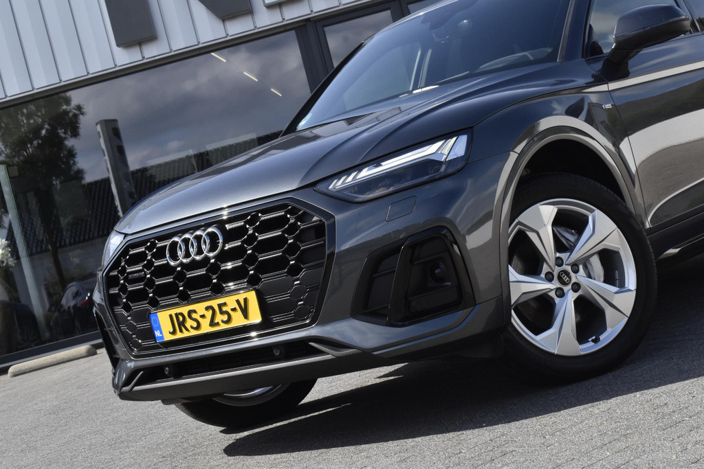 Audi Q5 55 TFSI e S edition BTW Carplay - Head-up 49792501-1.jpg | Maas Auto's