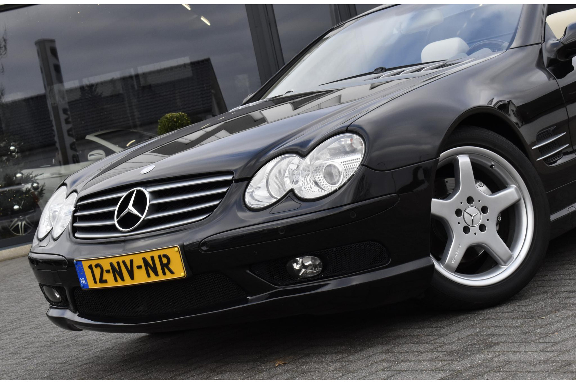 Mercedes-Benz SL-Klasse 350 AMG 49930265-1.jpg | Maas Auto's