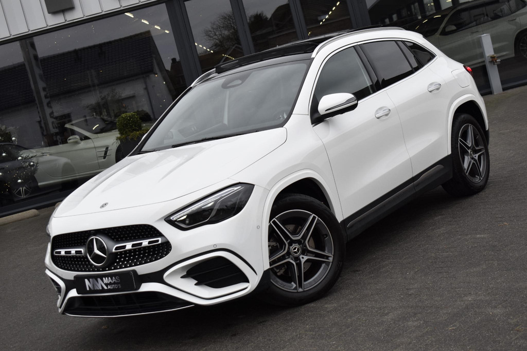 Mercedes-Benz GLA 250 e AMG Keyless-trekhaak-pano-distronic 49992579-2.jpg | Maas Auto's