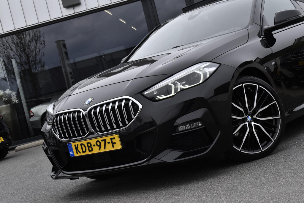 BMW 2 Serie Gran Coupé 218i M-pakket BTW Pano 52035702-1.jpg | Maas Auto's