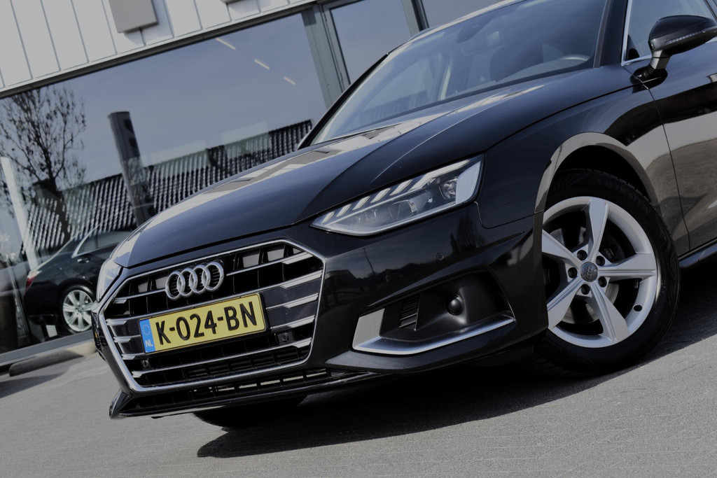 Audi A4 Avant 35 TFSI Launch edition Business Trekhaak -Carplay 52216897-1.jpg | Maas Auto's
