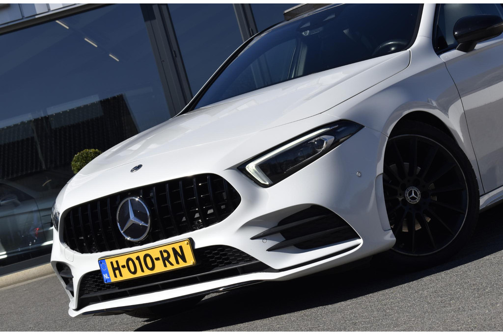 Mercedes-Benz A-Klasse 180 Business Solution AMG 52730789-1.jpg | Maas Auto's