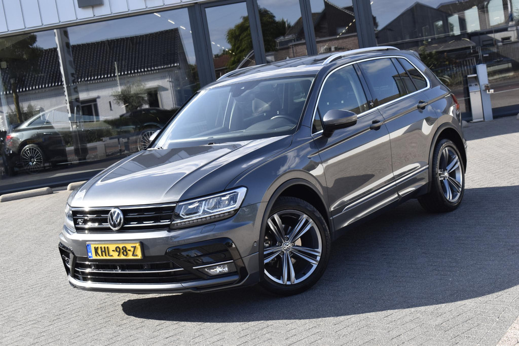 Volkswagen Tiguan 1.4 TSI R Line Pano trekhaak 360 CarPlay 52933880-2.jpg | Maas Auto's