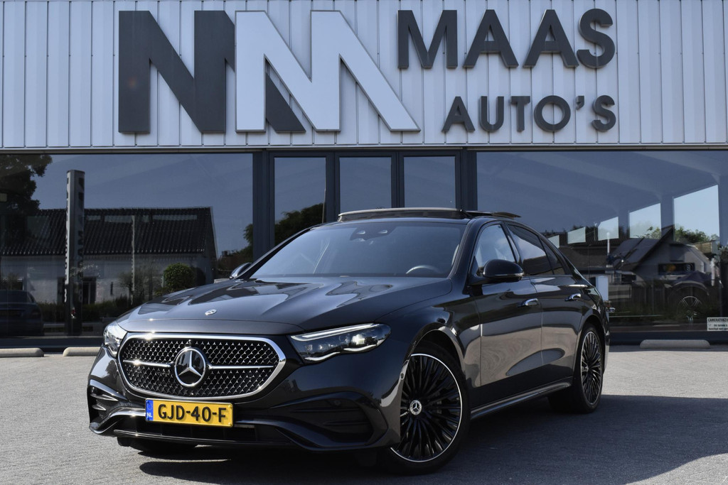 Mercedes-Benz E-Klasse 300 e 4MATIC AMG Line Widescreen Panoramadak 53723553-0.jpg | Maas Auto's