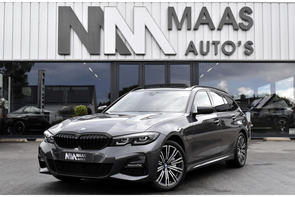 BMW 3 Serie Touring 330e High Executive 54144904-0.jpg | Maas Auto's