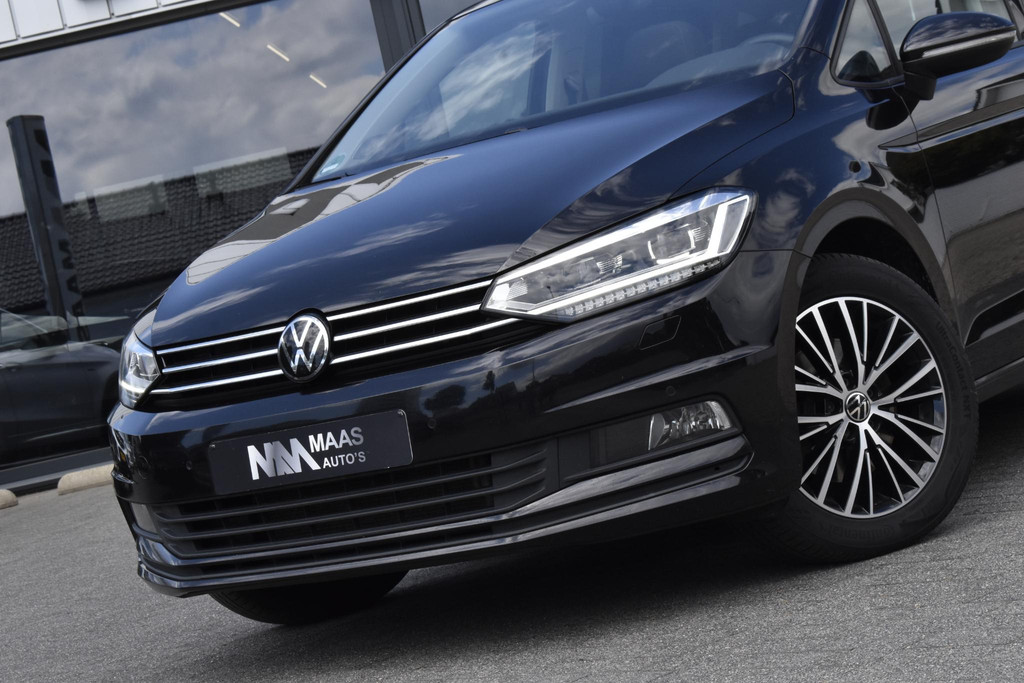 Volkswagen Touran 1.5 TSI 7p Pano ACC Dynaudio Caplay BTW 54198527-1.jpg | Maas Auto's