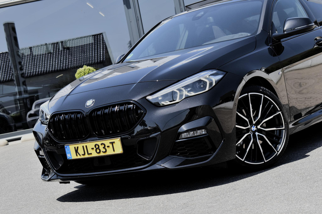 BMW 2 Serie Gran Coupé 218i M-pakket Pano H&K Keyless memory CarPlay 54619082-1.jpg | Maas Auto's
