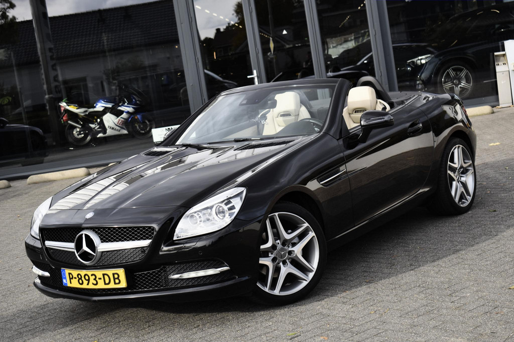 Mercedes-Benz SLK 200 57677919-2.jpg | Maas Auto's